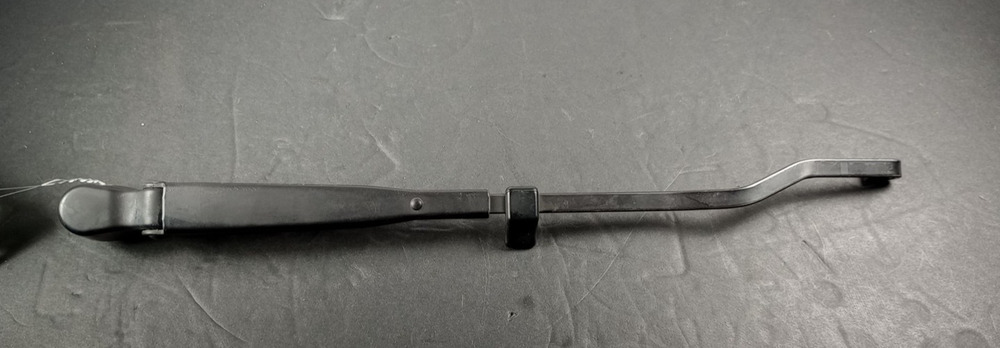2002-2007 JEEP LIBERTY TAILGATE LIFTGATE Windshield Wiper Arm Rear OEM